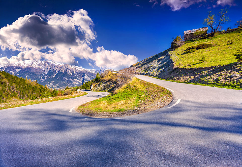 cycling-col-de-la-bonette-road
