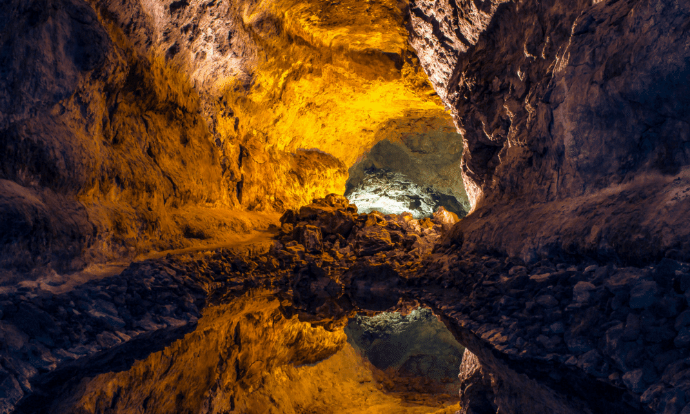 resize-image Cueva de los Verdes