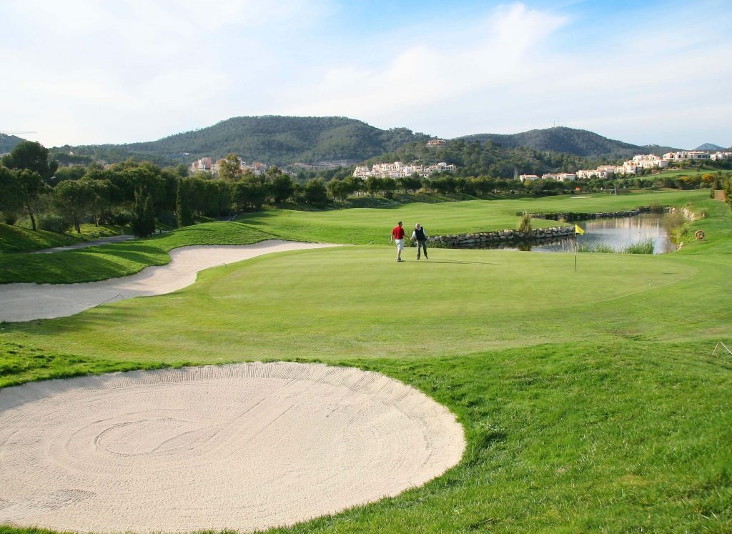 Handshake between two golfers