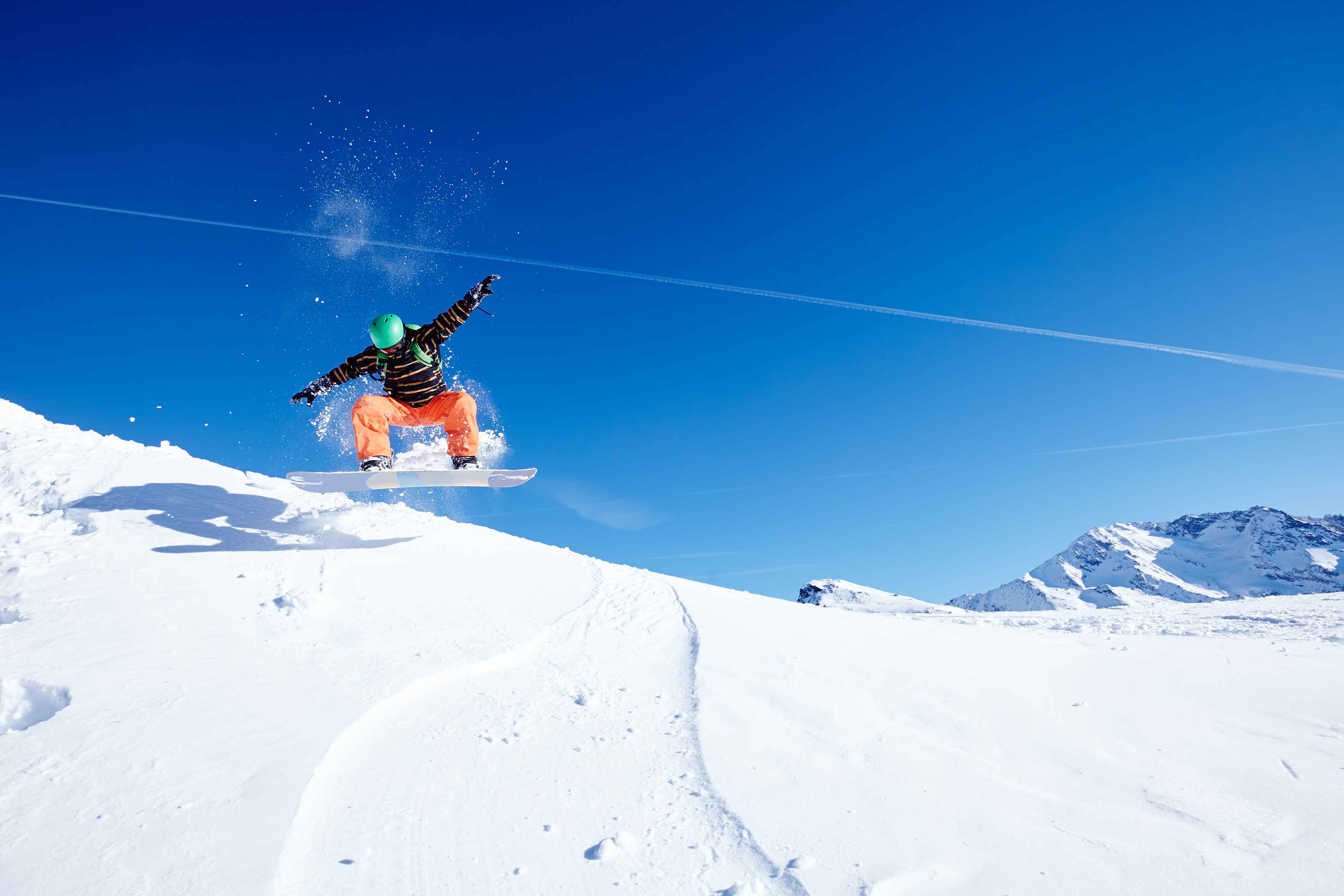 A Guide to Snow Sports Travel Insurance SportsCover Direct