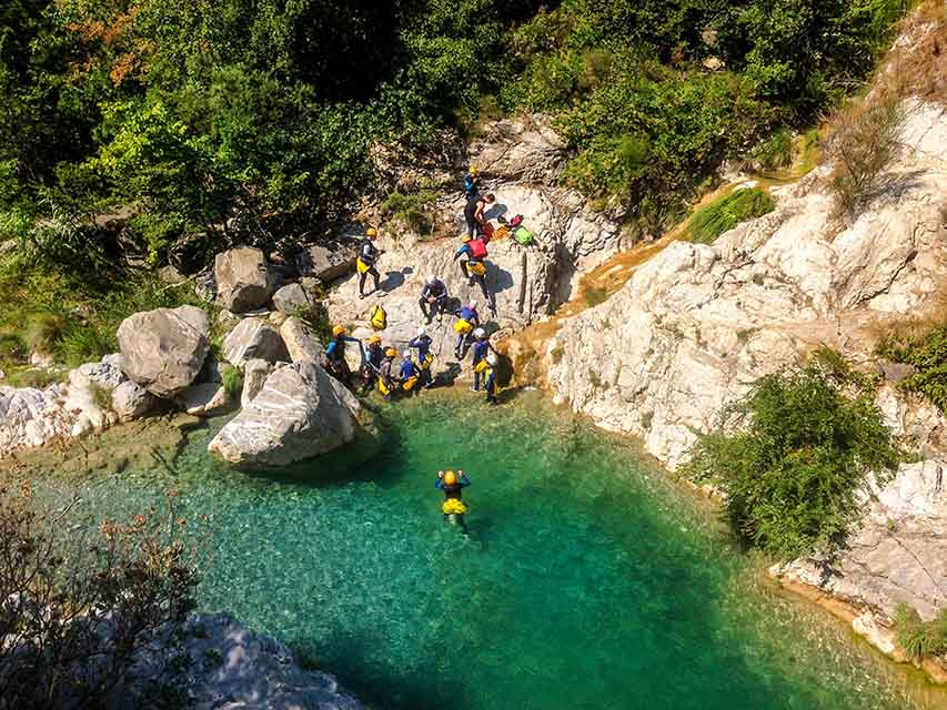Group coasteering